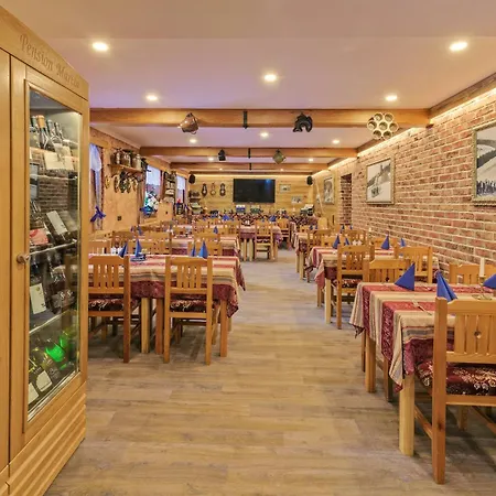 Martin & Kristyna 酒店 Špindlerŭv Mlýn