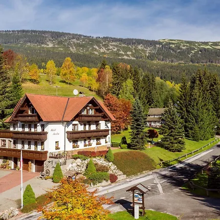 호텔 Martin & Kristyna Špindlerŭv Mlýn