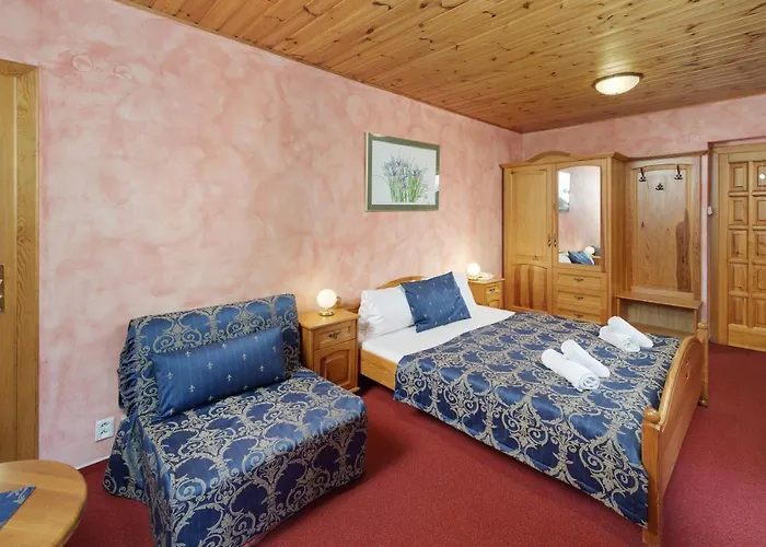 Martin & Kristyna 3*