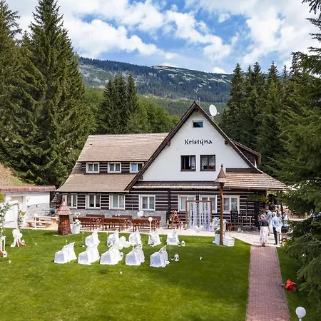 Martin & Kristyna Špindlerŭv Mlýn