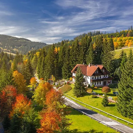 Martin & Kristyna 3* Špindlerŭv Mlýn