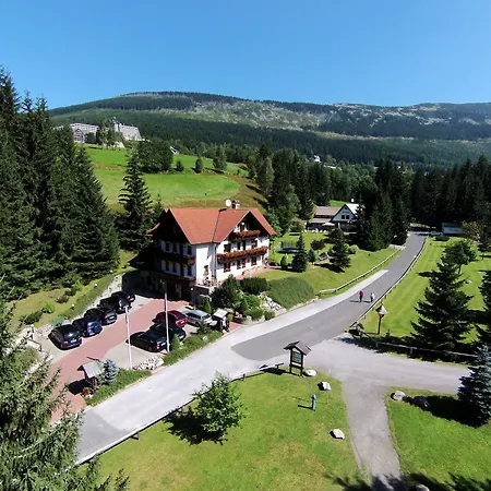 فندق Martin & Kristyna 3*