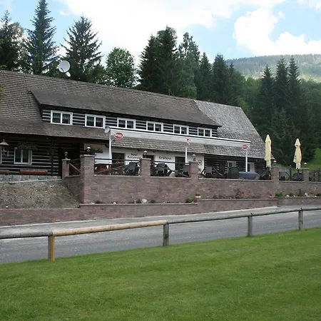 Martin & Kristyna Hotel 3*
