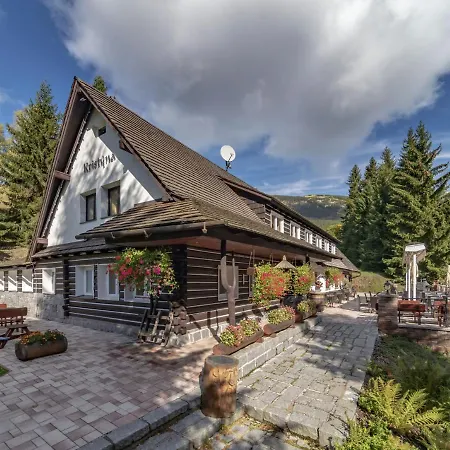 Martin & Kristyna Hotel 3*