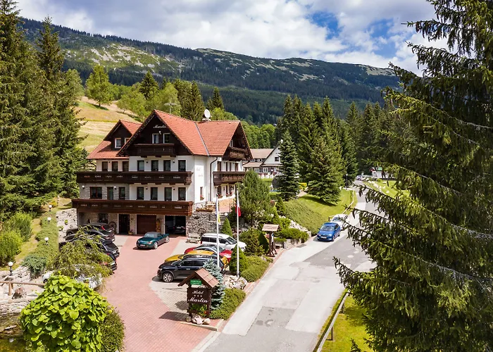 Martin & Kristyna 酒店 3*