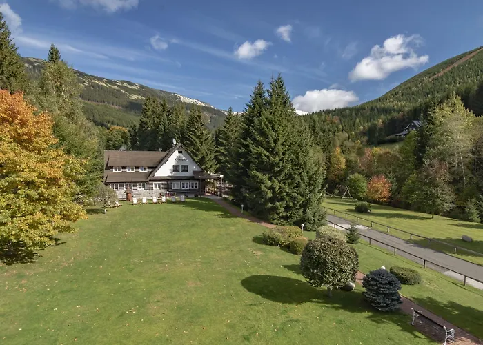 Martin & Kristyna 3*